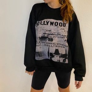 Oversized Black Hollywood Sweatshirt